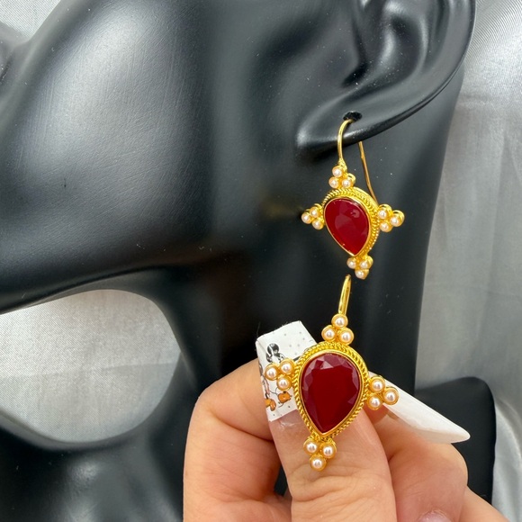 Unique vintage Gold and Red Teardrop Earrings - Picture 4 of 10